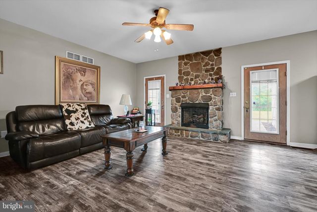 820 HECK HILL RD, Lewisberry, PA 17339