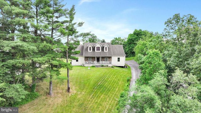 820 HECK HILL RD, Lewisberry, PA 17339