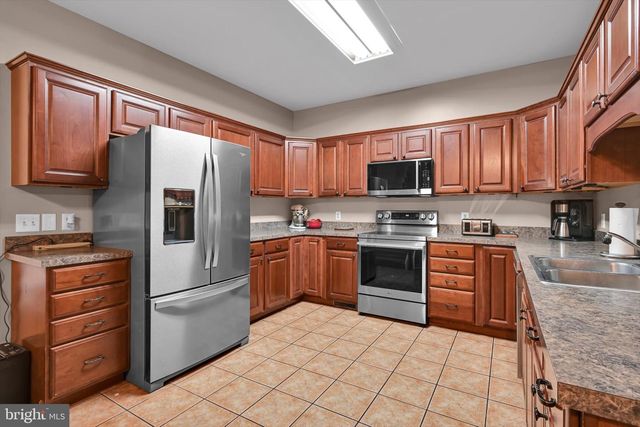 820 HECK HILL RD, Lewisberry, PA 17339