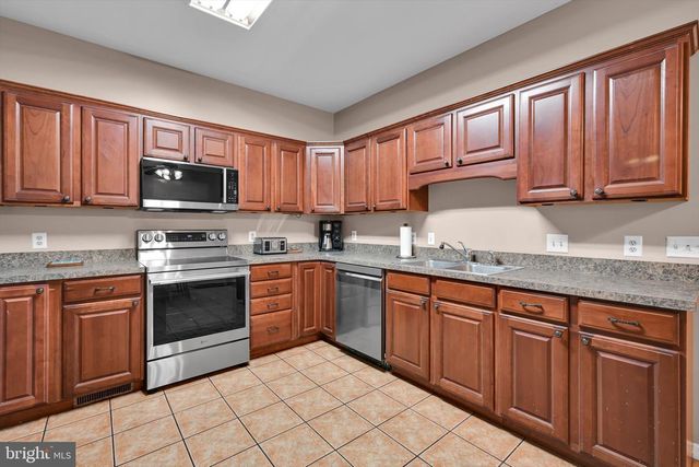 820 HECK HILL RD, Lewisberry, PA 17339