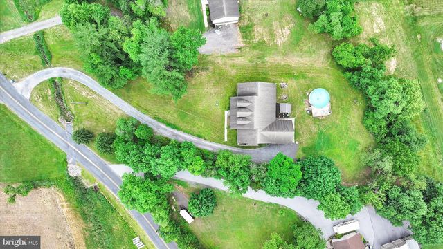820 HECK HILL RD, Lewisberry, PA 17339