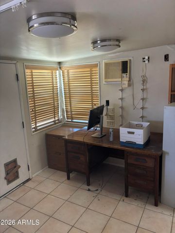 1921 W WHITTON Avenue, Phoenix, AZ 85015