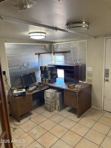 1921 W WHITTON Avenue, Phoenix, AZ 85015