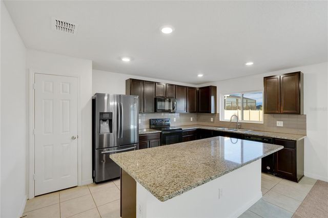 13916 RUSHING CREEK RUN, Orlando, FL 32824