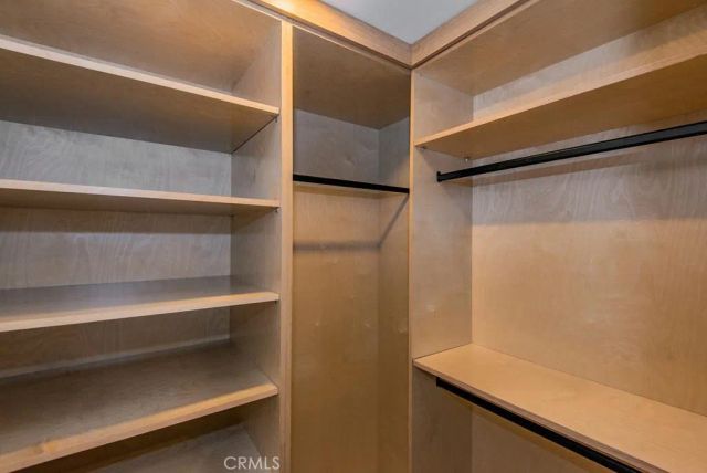 24245 Hatteras, Woodland Hills, CA 91367