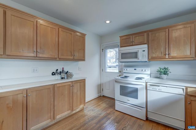 1179 BLUE RIDGE AVE, Crozet, VA 22932