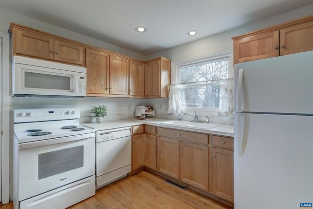 1179 BLUE RIDGE AVE, Crozet, VA 22932