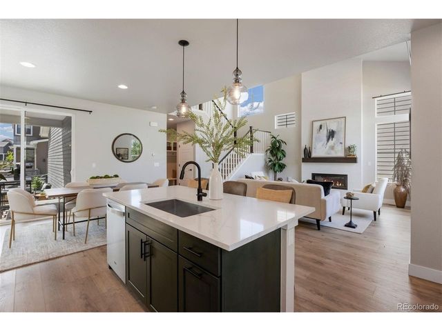 1556 Stablecross Dr, Castle Pines, CO 80108