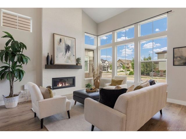 1556 Stablecross Dr, Castle Pines, CO 80108