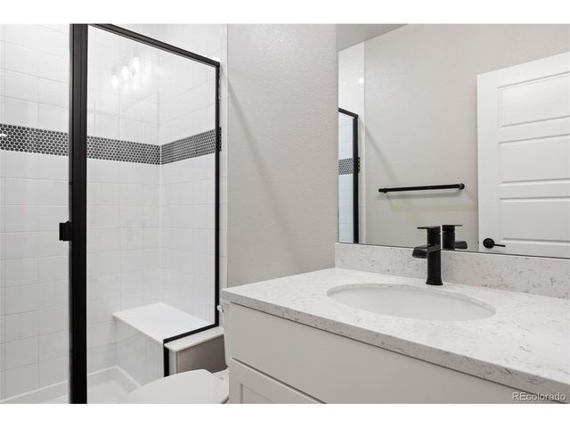 1556 Stablecross Dr, Castle Pines, CO 80108