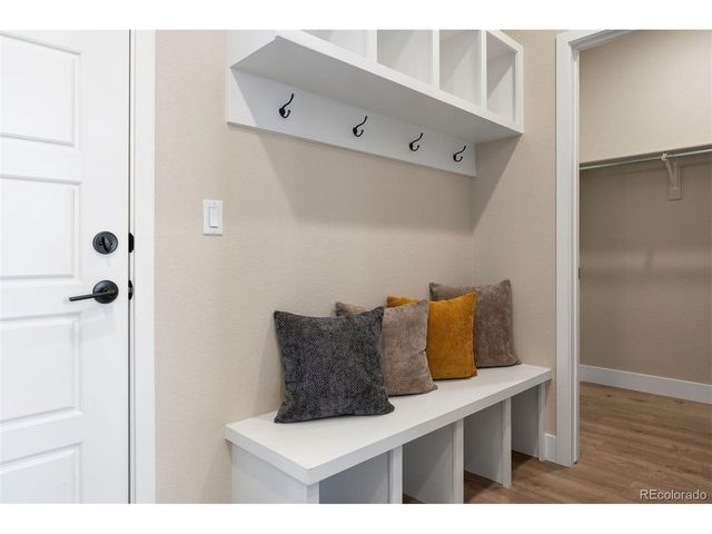 1556 Stablecross Dr, Castle Pines, CO 80108