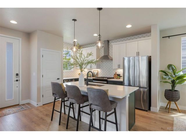 1556 Stablecross Dr, Castle Pines, CO 80108