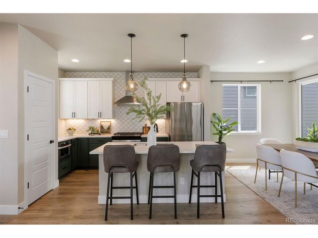 1556 Stablecross Dr, Castle Pines, CO 80108