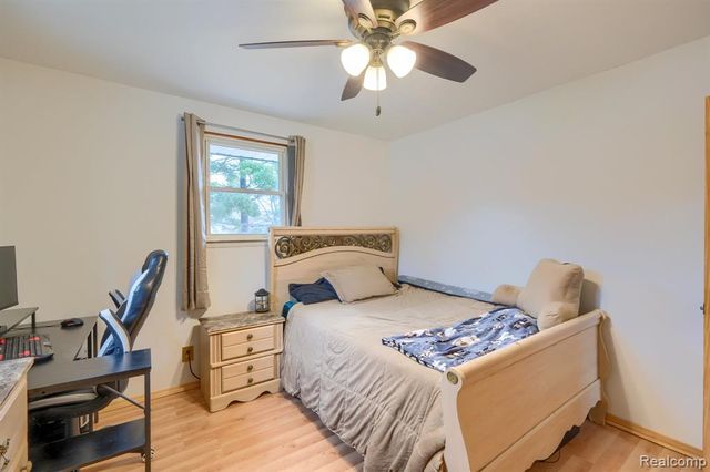 8250 Rockwood Avenue, Mount Morris, MI 48458