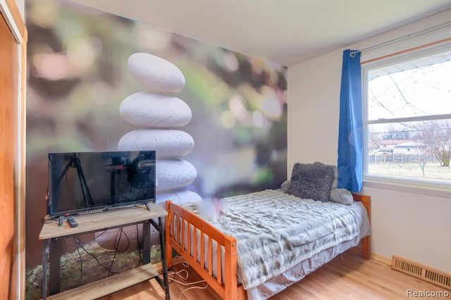 8250 Rockwood Avenue, Mount Morris, MI 48458