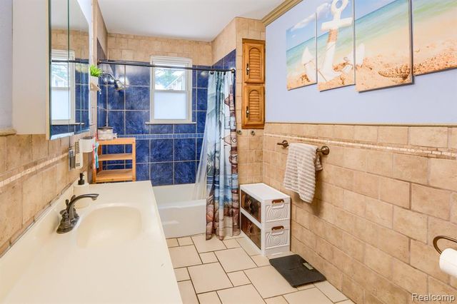 8250 Rockwood Avenue, Mount Morris, MI 48458