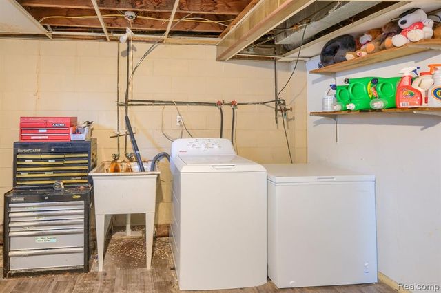 8250 Rockwood Avenue, Mount Morris, MI 48458