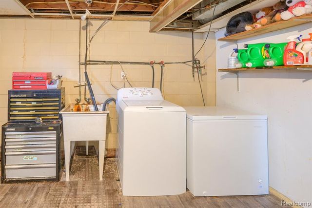 8250 Rockwood Avenue, Mount Morris, MI 48458