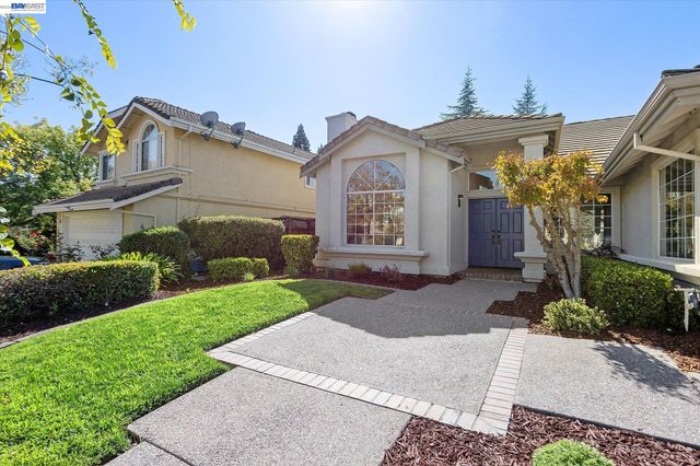 535 Zenith Ridge Rd, Danville, CA 94506
