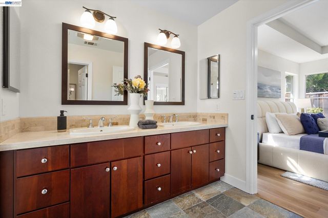 535 Zenith Ridge Rd, Danville, CA 94506
