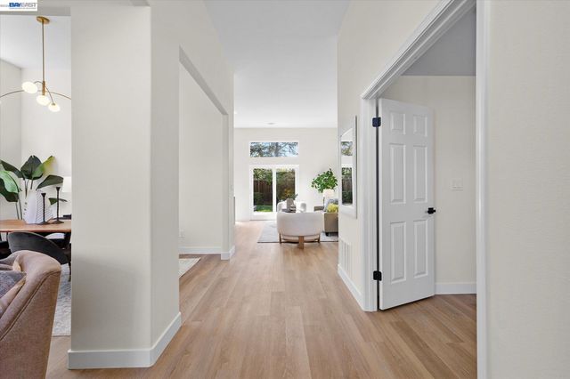 535 Zenith Ridge Rd, Danville, CA 94506