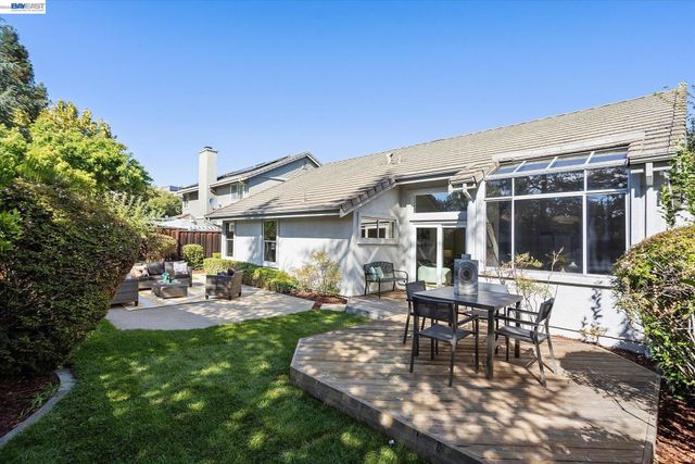 535 Zenith Ridge Rd, Danville, CA 94506