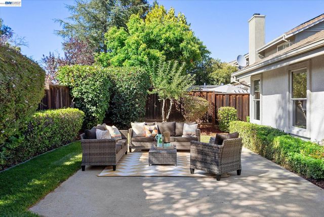 535 Zenith Ridge Rd, Danville, CA 94506