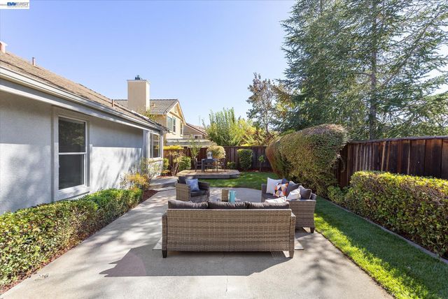 535 Zenith Ridge Rd, Danville, CA 94506