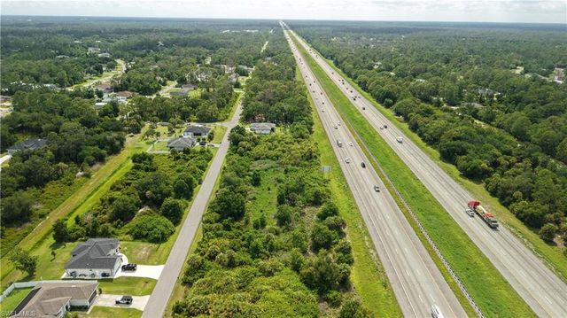 Snug ST, North Port, FL 34286