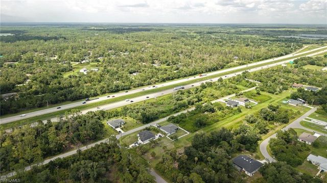 Snug ST, North Port, FL 34286