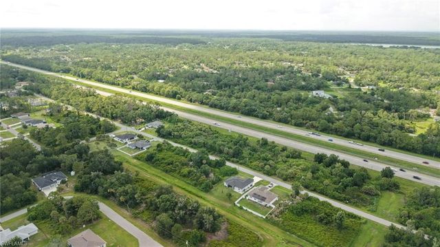 Snug ST, North Port, FL 34286