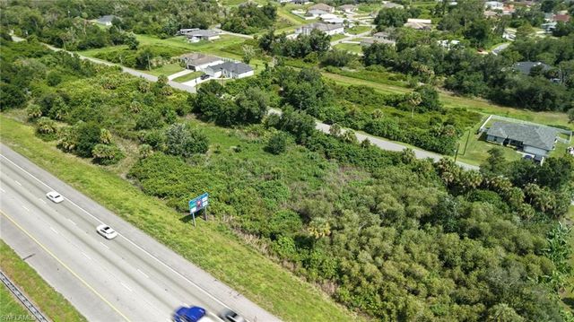Snug ST, North Port, FL 34286
