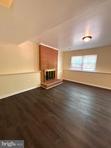 10050 WOOD SORRELS LN, Burke, VA 22015