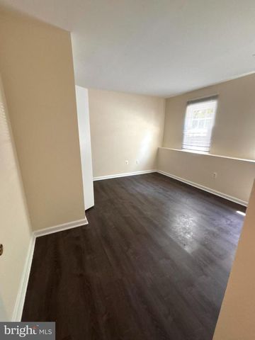 10050 WOOD SORRELS LN, Burke, VA 22015