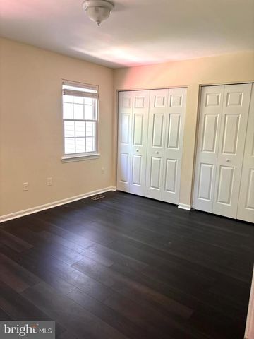 10050 WOOD SORRELS LN, Burke, VA 22015