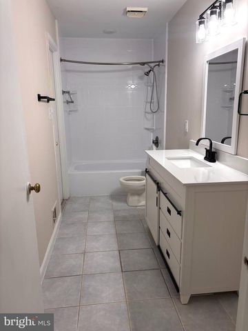 10050 WOOD SORRELS LN, Burke, VA 22015