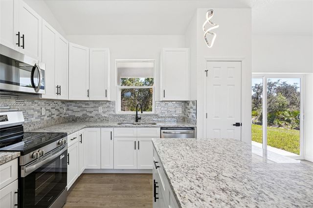 7433 Domenico Street, Sebring, FL 33872