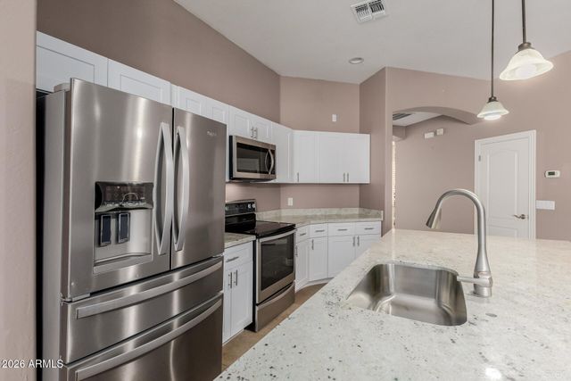 2324 W BLAYLOCK Drive, Phoenix, AZ 85085