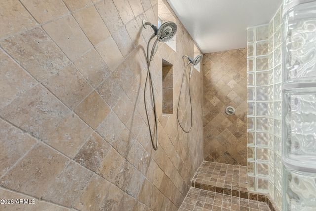 2324 W BLAYLOCK Drive, Phoenix, AZ 85085