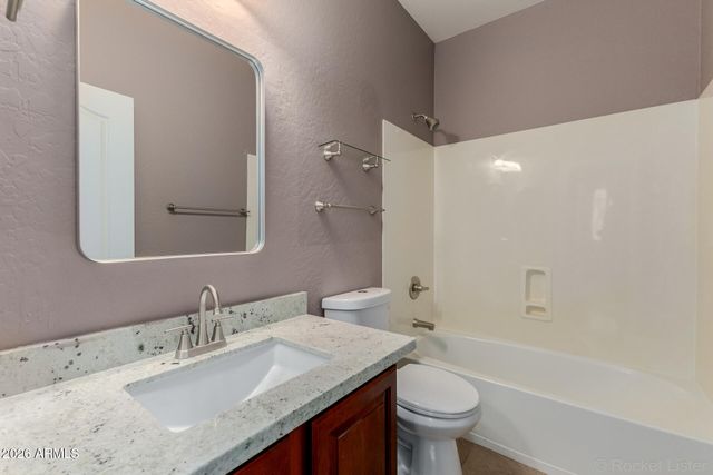 2324 W BLAYLOCK Drive, Phoenix, AZ 85085