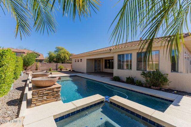 2324 W BLAYLOCK Drive, Phoenix, AZ 85085