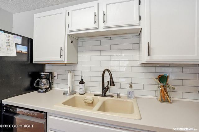 2361 Yorktown Circle, Anchorage, AK 99507