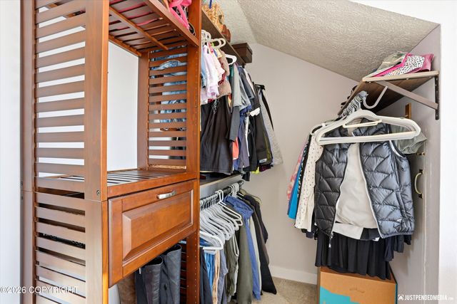 2361 Yorktown Circle, Anchorage, AK 99507