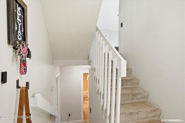 2361 Yorktown Circle, Anchorage, AK 99507