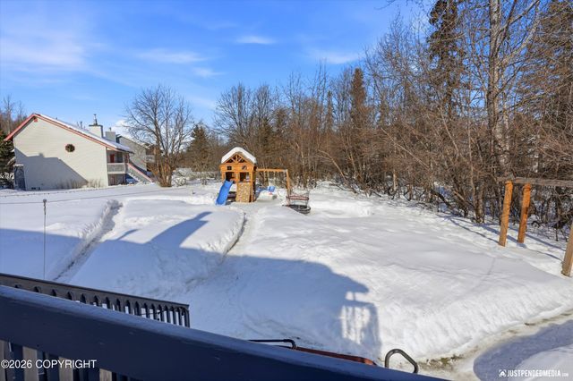 2361 Yorktown Circle, Anchorage, AK 99507