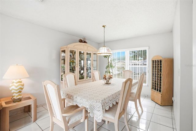 8206 VASSAR CIRCLE, Tampa, FL 33634