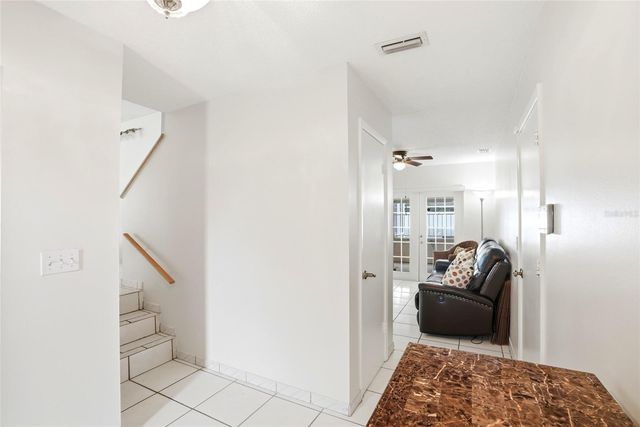8206 VASSAR CIRCLE, Tampa, FL 33634