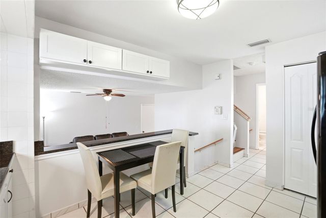 8206 VASSAR CIRCLE, Tampa, FL 33634