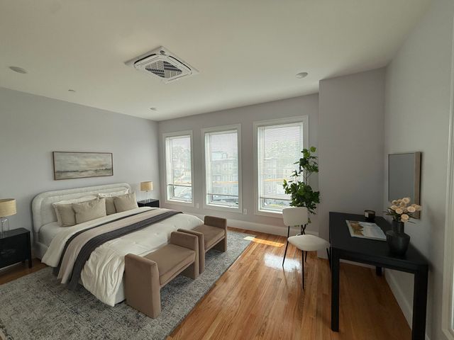 26 Pearl St 301, Framingham, MA 01702