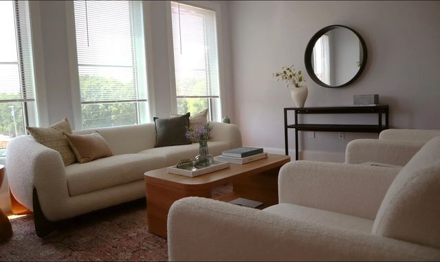 26 Pearl St 301, Framingham, MA 01702